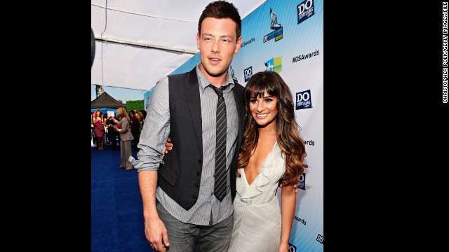 'Glee' star Cory Monteith checks into rehab