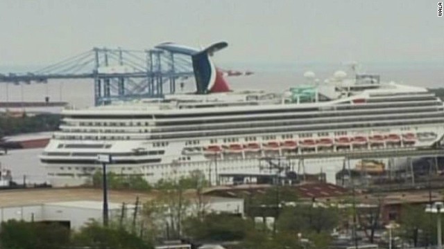 Carnival Triumph breaks loose