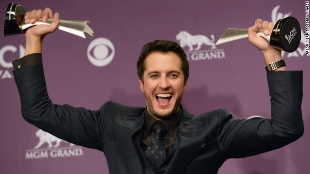 Lambert, Bryan win big at country awards