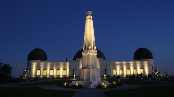 LOS ANGELES, CA - JUNE 21: The Griffith Observatory at dusk on June 21, 2007 at Griffith Park in Los Angeles, California. (Photo by Stephen Dunn/Getty Images)