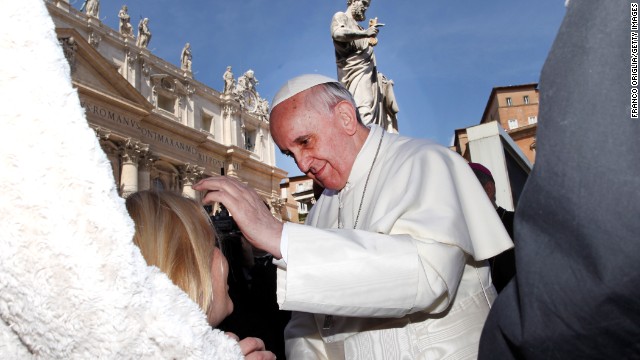 El papa Francisco encarga a ocho cardenales reformar la Iglesia Católica