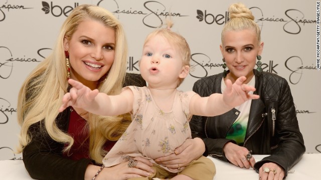 Jessica Simpson, Maxwell can't wait for baby boy