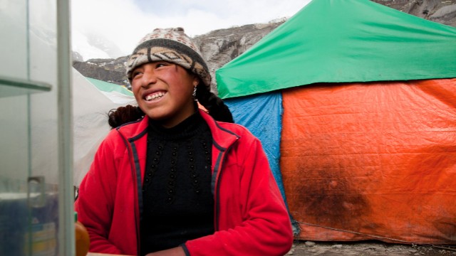 "Poetry is how I turn ugliness into art." La Rinconada, Peru, is a bleak corner of the world that regularly turns out two things: gold from deep within its mountain, which is immediately sent far away; and despair, which remains. Senna's is the poorest of the poor mining families clinging to that mountain. Every day is a struggle. Yet, somehow, she was given two magnificent gifts: a father who named her for a warrior princess and insisted that she goes to school, and a talent with words. And when Senna discovered poetry, everything changed. 