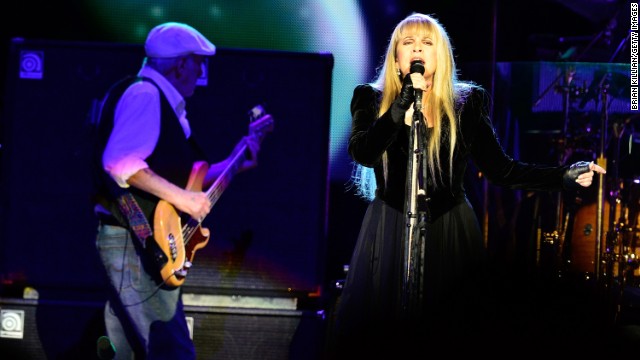 Fleetwood Mac releases new music for the first time in 10 years