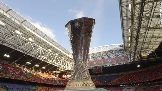 The Europa League trophy -- that's what it was all about for Benfica and Chelsea as they went head to head at the Amsterdam Arena.