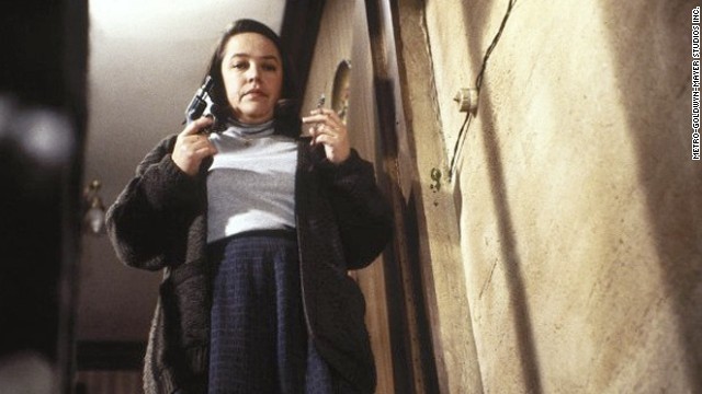 Kathy Bates did a marvelous job bringing Stephen King's obsessed and psychotic book lover, Annie Wilkes, to life in 1990's "Misery." 