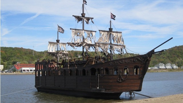  -meter pirate ship created by U.S. boat builder, Captain Tim Woodson