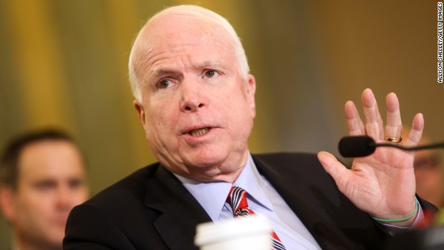 McCain cree que rechazar la intervención militar de EE.UU. sería “catastrófico”