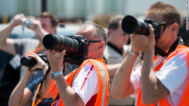 Female+airport+security+officer+jobs