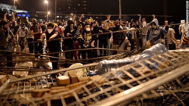 Demonstrators set up road blocks between Taksim and Besiktas. Barricades remain up around the square, and Erdogan's opponents appear determined to continue the demonstrations despite the prime minister's comment on June 3 that he expects the situation to return to normal "within a few days."