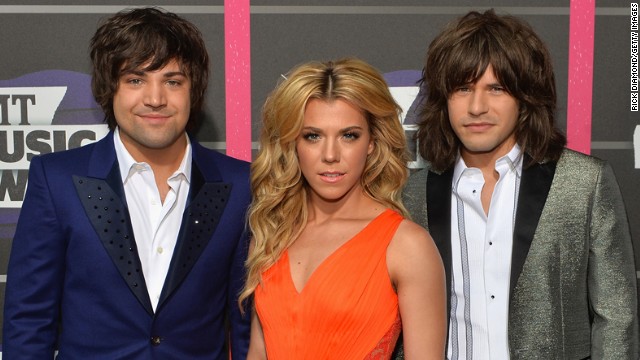 Neil Perry, Kimberly Perry and Reid Perry of The Band Perry