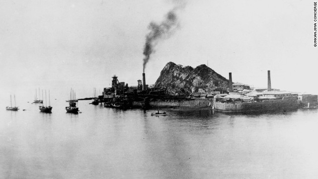 Image from the late 1800s shows Hashima developing its coal mining facility.