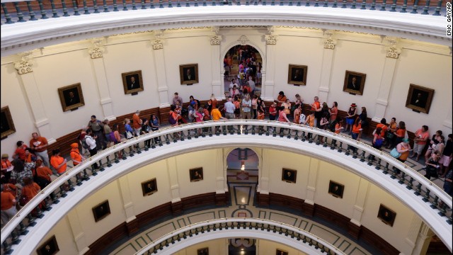 The line to enter the packed gallery spilled into the rotunda. 