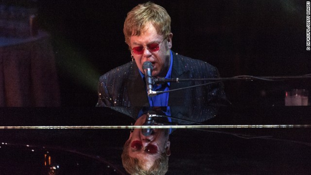 Sir Elton John <a href='http://usatoday30.usatoday.com/life/books/news/story/2012-07-17/elton-john-love-is-the-cure-aids-book/56261968/1' >told USA Today</a> that he swore off drugs and alcohol in 1990. He said, "If I ever find myself in a situation where there are drugs, I can smell the cocaine. I can feel it in the back of my throat, that horrible feeling of taking the first hit of cocaine. And I leave."<!-- -->
</br>