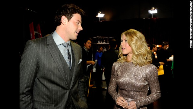 Monteith and Julianne Hough chat at the 2012 People's Choice Awards.