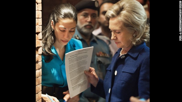 Huma Abedin dines with Clinton spokesman