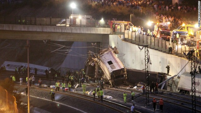 Spanish official: 20 dead in train crash - CNN.