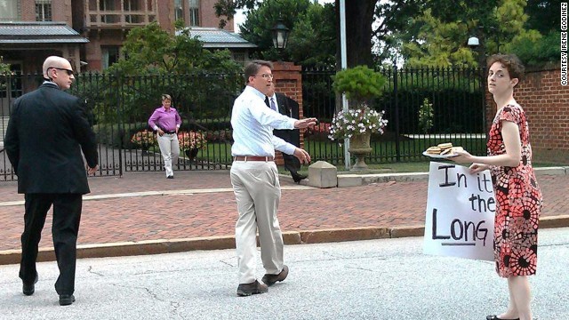 Abortion rights supporters return cookies from N.C. governor