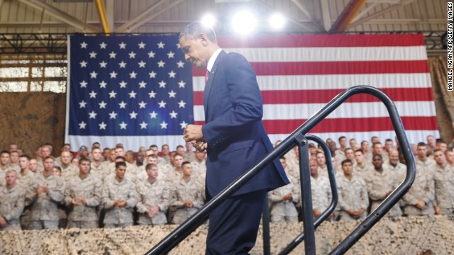 Obama reminds Marines of continued al Qaeda threats