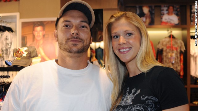 Britney's ex Kevin Federline ties the knot