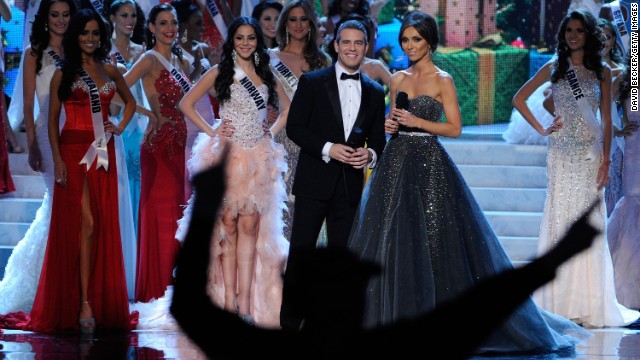 Andy Cohen won't host Miss Universe in Russia
