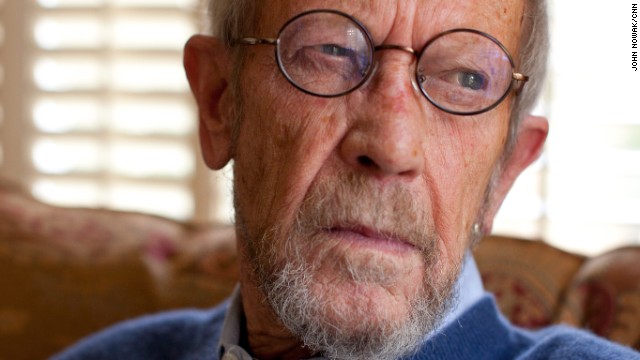 Crime novelist and screenwriter <a href='www.cnn.com/2013/08/20/showbiz/elmore-leonard-obit/index.html' target='_blank'>Elmore Leonard</a>, who was recovering from a stroke, died August 20, his literary agent said. He was 87.