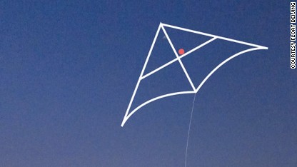 Kite shines light on Beijing smog