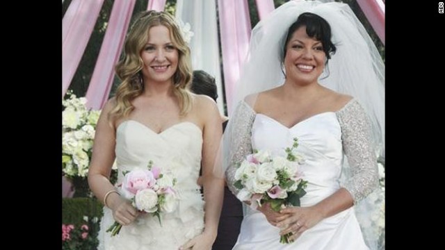 'Grey's Anatomy': Jessica Capshaw and Sara Ramirez as married moms Dr. Arizona Robbins and Dr. Callie Torres. 