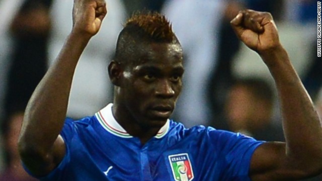 Maria Balotelli celebrates after scoring his crucial penalty in the 2-1 win over the Czech Republic.