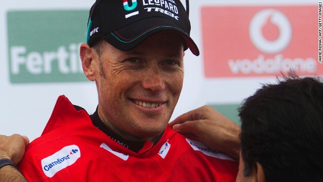 El veterano ciclista Chris Horner, de 41 años, gana la Vuelta a España
