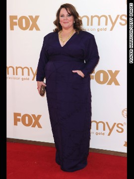 Melissa McCarthy is multitalented, in case you haven't noticed. The actress designed the dress she wore to the 2011 Emmy Awards with the help of couture dressmaker Daniella Pearl.