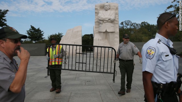 Park police and Park Service employees close down the Martin Luther King Jr. Memorial on the National Mall on October 1.