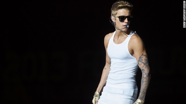Bieber won't be charged for alleged spitting, speeding