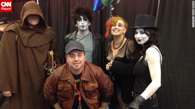 This group of "Sandman"-inspired cosplayers -- Death, Delirium, Destiny and Dream -- had a very special moment meeting "Sandman" colorist Danny Vozzo.