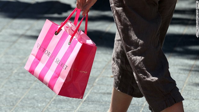 Detenidas dos adolescentes en una tienda de Victoria Secret con un feto en una bolsa