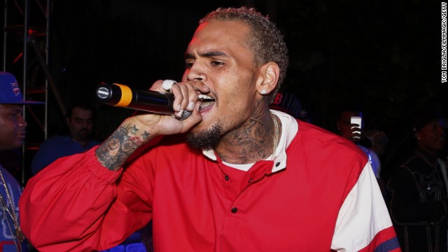 Arrestan al cantante Chris Brown en Washington