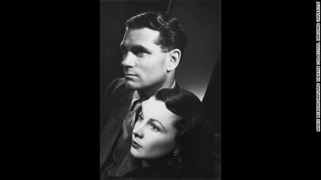 This McBean portrait of Leigh and husband Laurence Olivier was taken to promote the couple's 1948 stage tour of Australia and New Zealand. The tour "was a big success and helped make them a legend in their own time," Bean said.<!-- -->
</br>
<i>Image courtesy of "Vivien Leigh: An Intimate Portrait" (Running Press)</i>