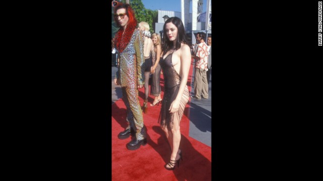 Marilyn Manson and Rose McGowan made quite the couple at the 1998 MTV Video Music Awards. Let's just say her dress barely lived up to the name.