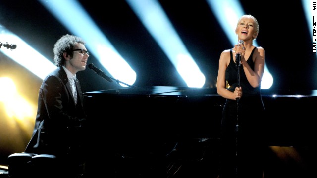 Ian Axel of A Great Big World and Christina Aguilera perform "Say Something."