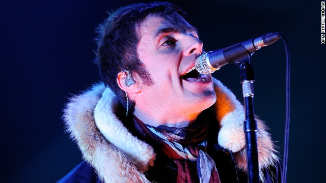 <a href='http://www.mtv.co.uk/news/liam-gallagher/254597-oasis-fan-snorted-my-dandruff-says-liam' target='_blank'>Liam Gallagher</a> of Beady Eye and Oasis fame reportedly told MTV that a fan snorted his flaky skin, mistaking the product of psoriasis for cocaine.