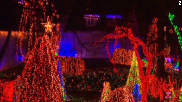 See Dazzling Holiday Light Displays – New Day - CNN.com Blogs