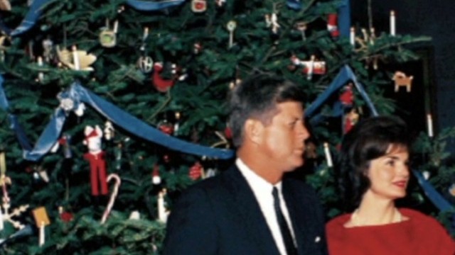 Preparing for Christmas at the White House