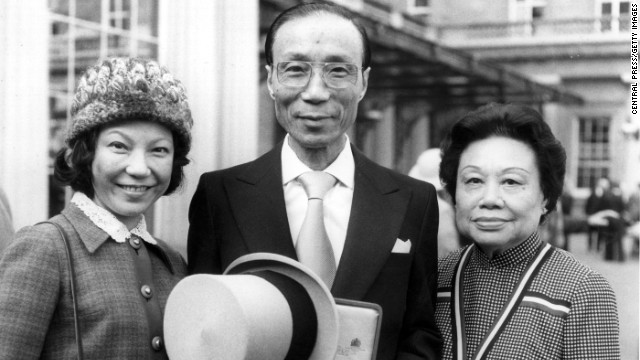 <a href='http://www.cnn.com/2014/01/07/world/asia/run-run-shaw-dies/index.html' target='_blank'>Sir Run Run Shaw</a>, the media tycoon who helped bring Chinese martial arts films to an international audience, died at his home in Hong Kong on January 7 at age 106, the television station he founded said.