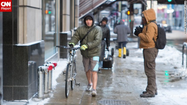 Is this guy nuts?! He's sporting shorts in Chicago on January 6, when the temperature did not rise above 0 degrees Fahrenheit.