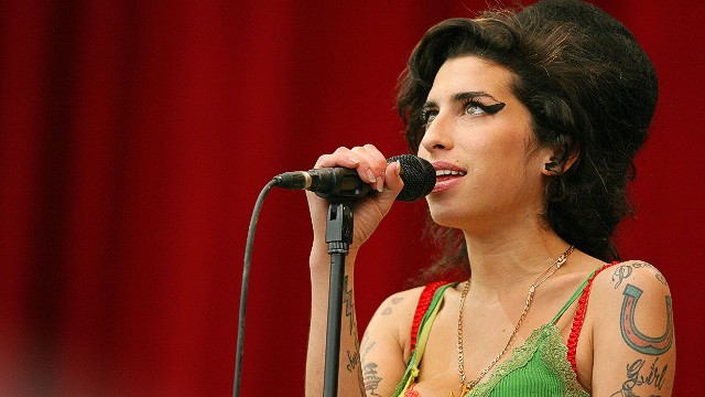British musician Amy Winehouse endured a very public battle with drink and drugs. She spent stints in rehab, but died of alcohol poisoning at the age of 27.<!-- -->
</br><!-- -->
</br><!-- -->
</br>