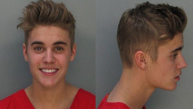 140123113606-justin-bieber-mugshot-split-story-top.jpg