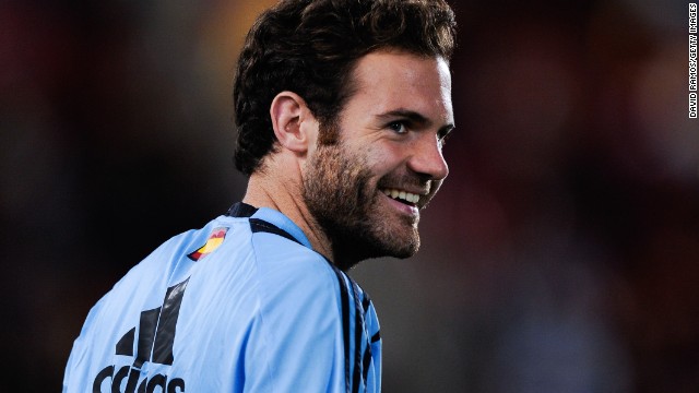 Manchester United paga 'precio récord' por Juan Mata