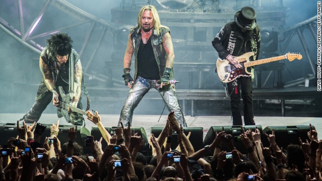 Los integrantes de Mötley Crüe se separan "pacíficamente"