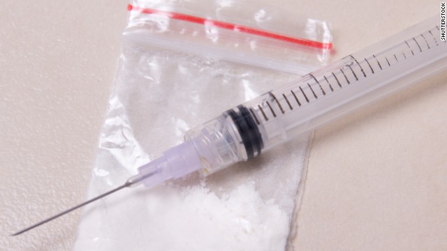 La heroína, una potente droga de fácil acceso y bajo costo que puede ser fatal