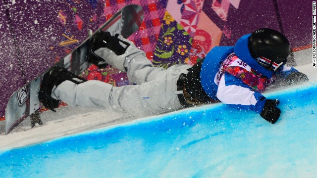 France's Johann Baisamy crashes in the men's halfpipe semifinals on February 11.